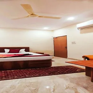 Hotel Rudra Paradise Varanasi